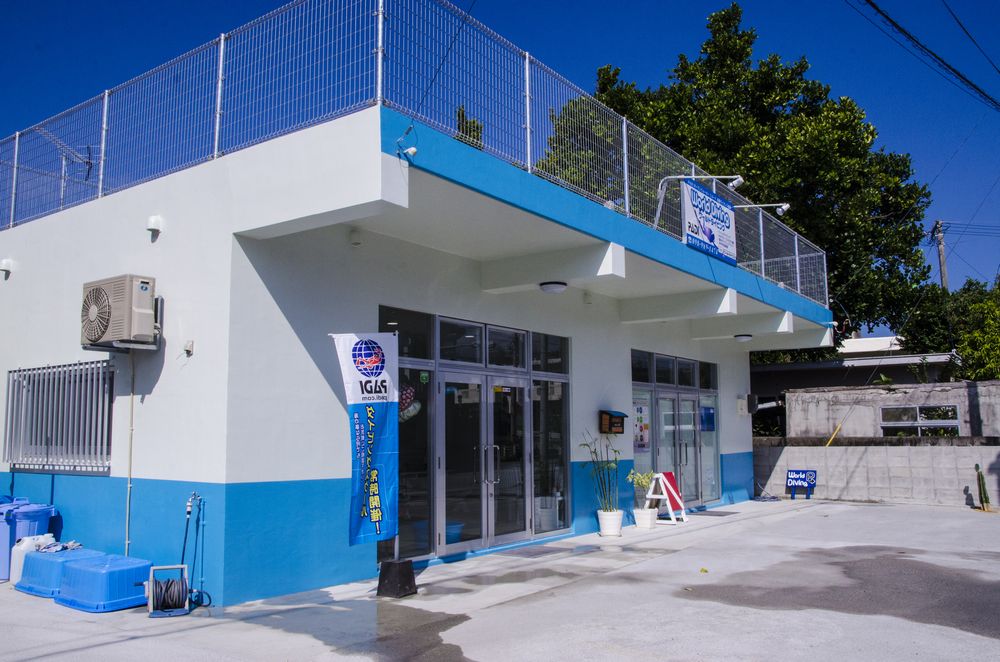 沖縄・恩納村でダイビングガイド・インストラクター募集 未経験OK 社会保険完備